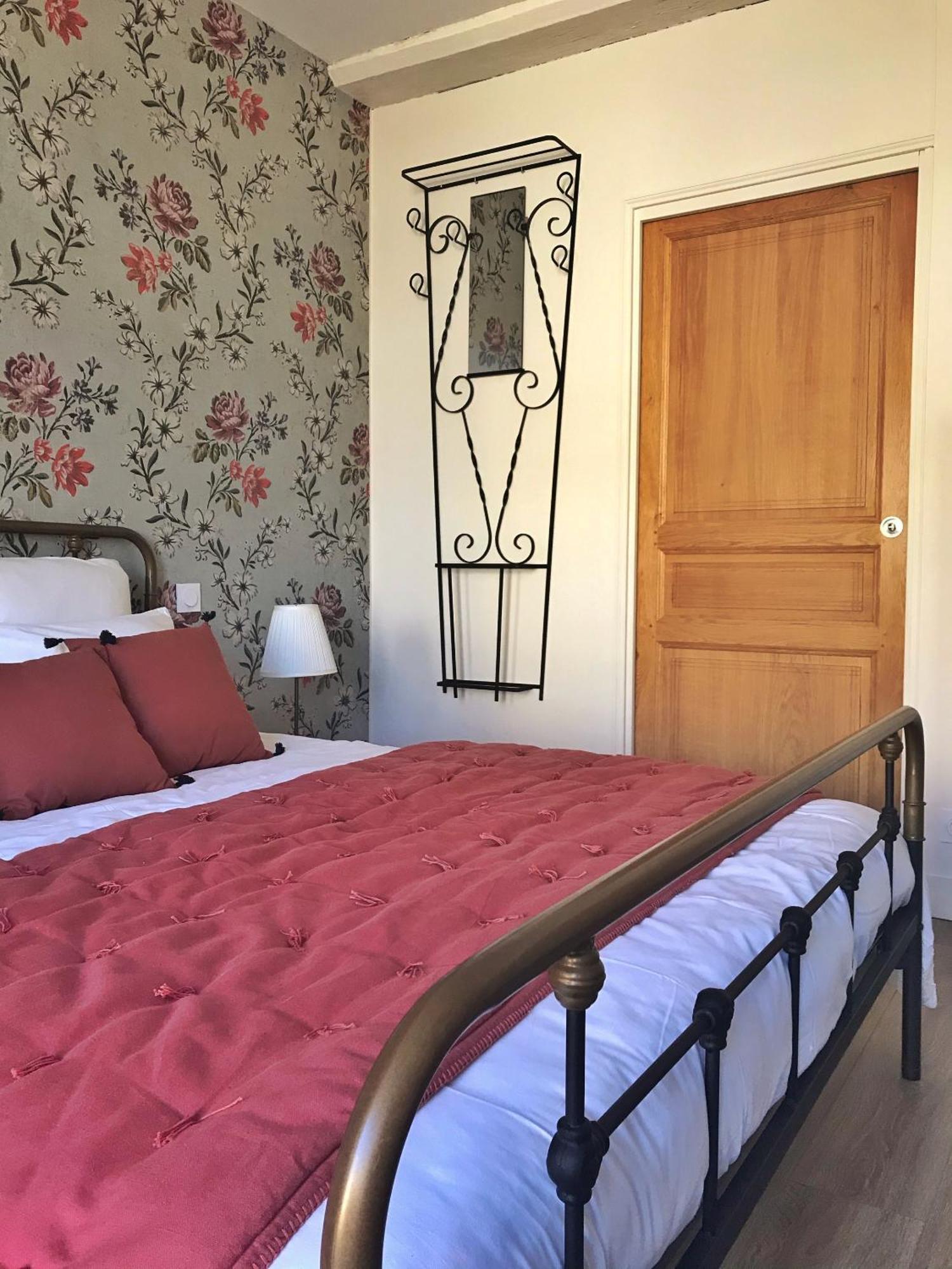 Le Domaine De L'Hostellerie Le Fresne-Camilly Exteriör bild