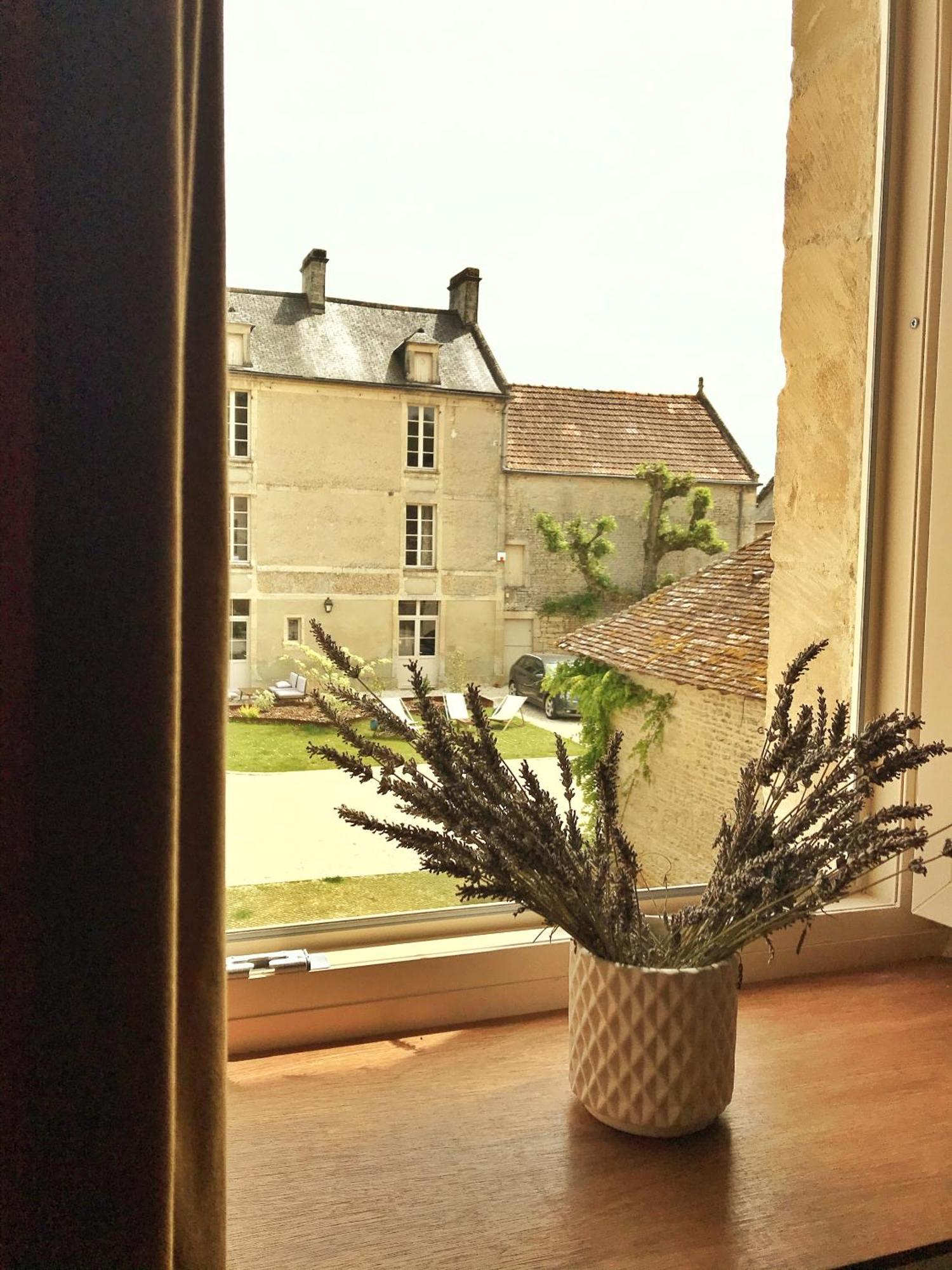 Le Domaine De L'Hostellerie Le Fresne-Camilly Exteriör bild